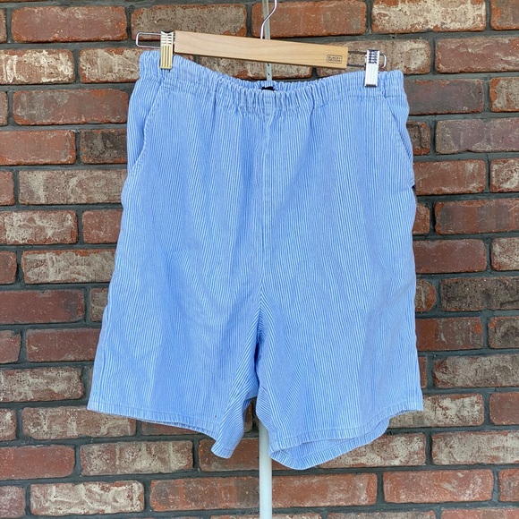 VINTAGE high waisted Chic shorts - Picture 1 of 2